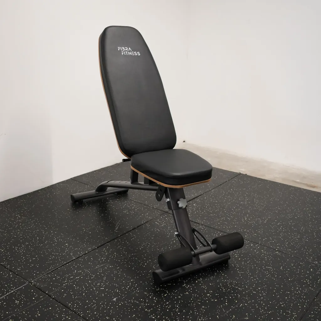 Banco regulable plegable multiangular
