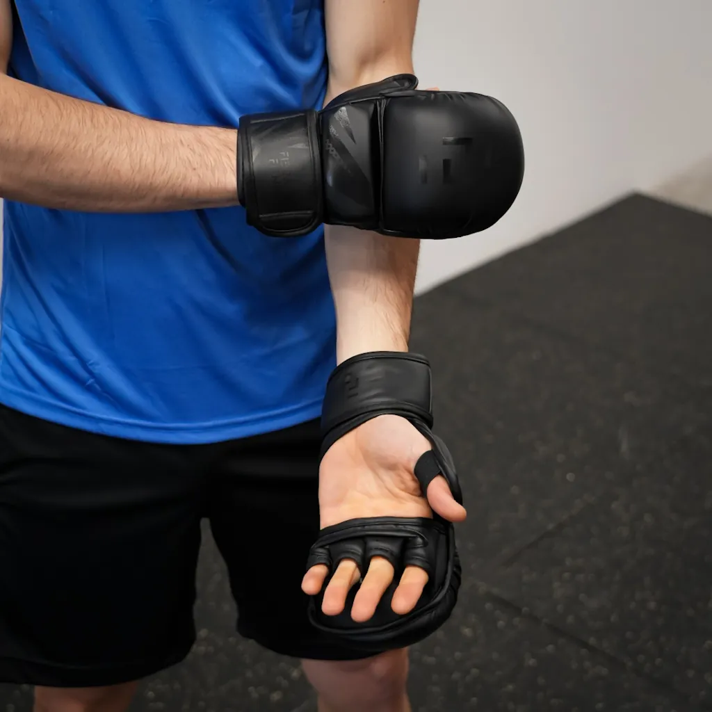 Guantes híbridos MMA Kuro