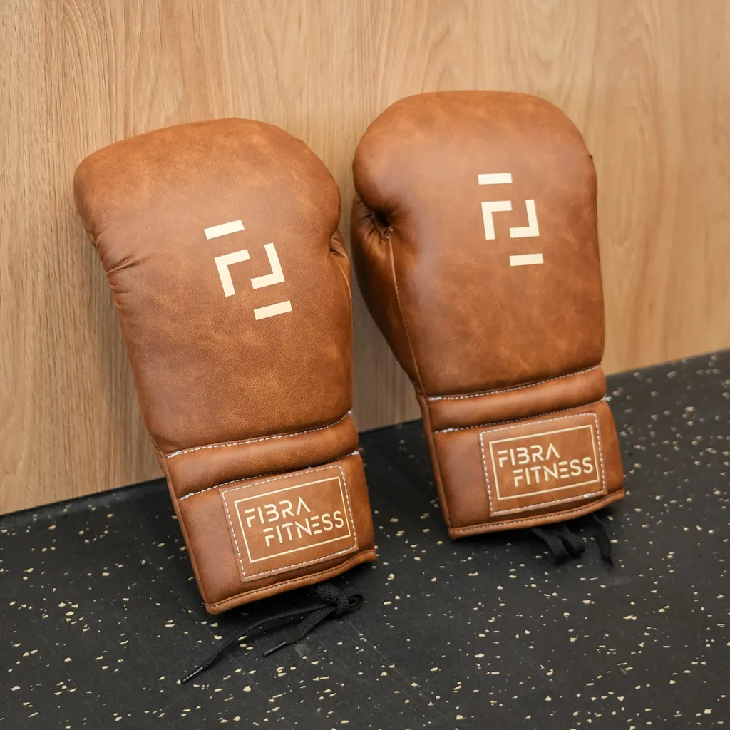 Guantes de boxeo de microfibra con cordones